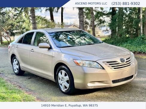 Used 2009 Toyota Camry LE image 7