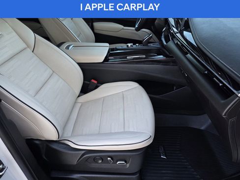 Used 2022 Cadillac Escalade Sport w/ LPO, ONYX Package image 15