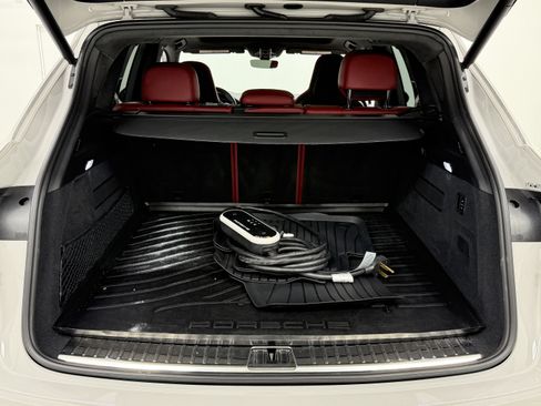 Certified 2021 Porsche Cayenne Turbo S AWD/4WD image 70