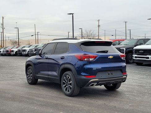 Used 2022 Chevrolet TrailBlazer ACTIV w/ Sun and Liftgate Package image 6