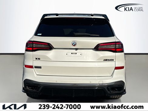 Used 2022 BMW X5 M50i w/ Executive Package image 4