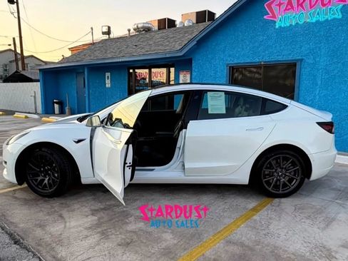 Used 2019 Tesla Model 3 Standard Range Plus RWD image 6