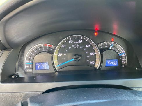 Used 2012 Toyota Camry SE image 63