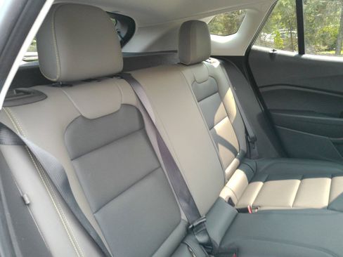 Certified 2025 Chevrolet Trax ACTIV w/ Driver Confidence Package FWD image 20