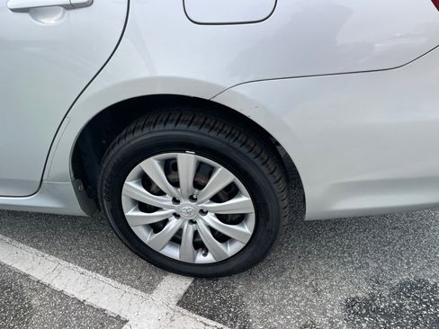 Used 2012 Toyota Corolla LE image 9