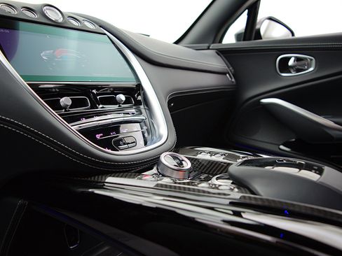Used 2023 Aston Martin DBX 707 AWD/4WD image 45