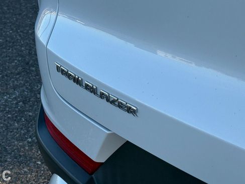 Used 2021 Chevrolet TrailBlazer LT w/ Convenience Package image 10