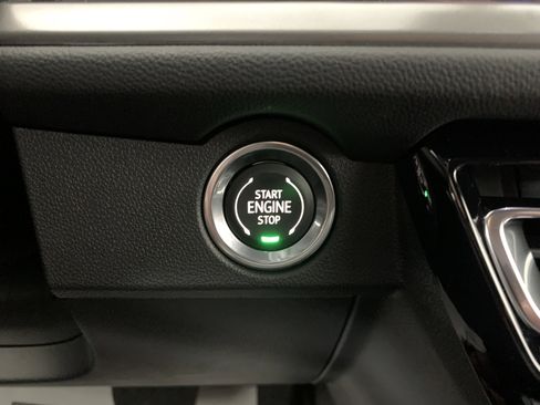 New 2026 Chevrolet Traverse LT w/ Driver Confidence Package image 24