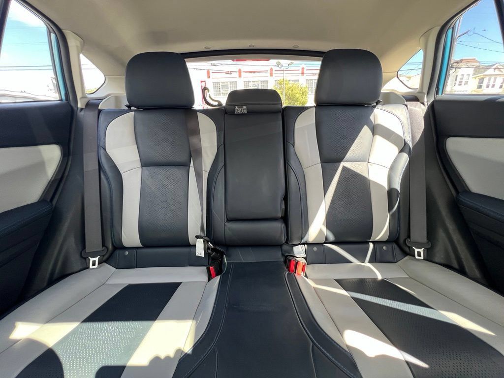 Used 2020 Subaru Crosstrek Hybrid w/ Moonroof Package w/Navigation AWD/4WD image 15