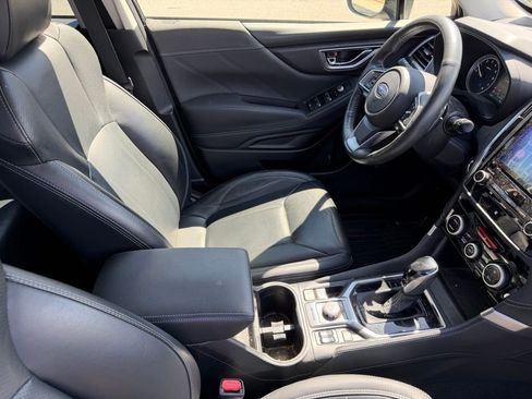 Used 2021 Subaru Forester Limited image 17