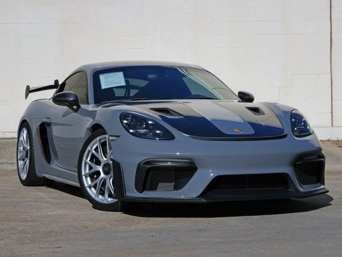 Used 2025 Porsche 718 Cayman GT4 RS w/ Weissach Package RWD image 52