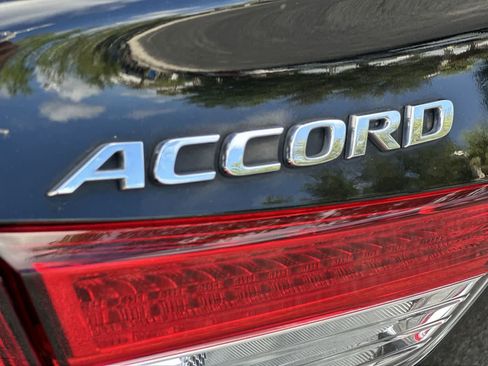 Used 2022 Honda Accord Sport Special Edition image 11