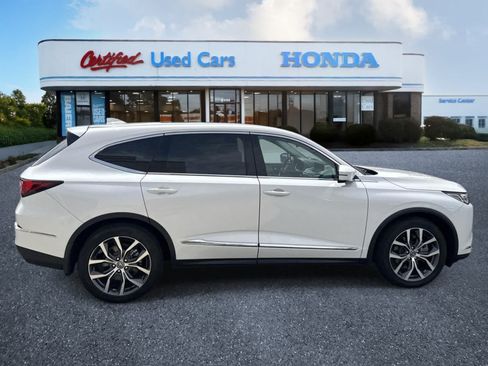 Used 2024 Acura MDX SH-AWD w/ Technology Package image 6