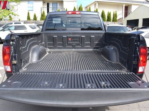Used 2015 RAM 1500 Classic SLT image 25