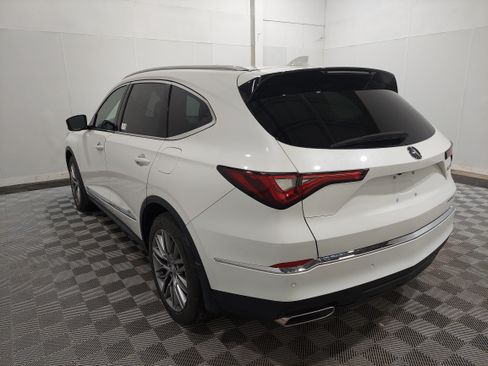 Used 2024 Acura MDX SH-AWD w/ Advance Package image 2