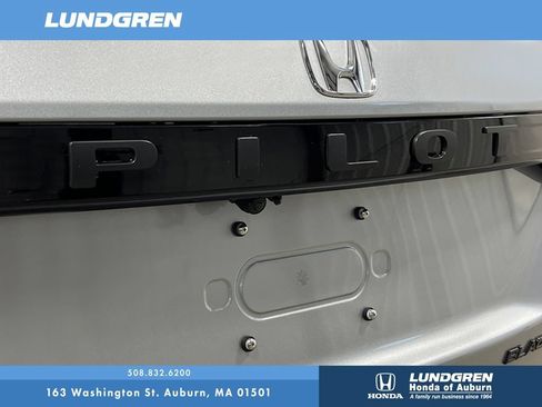 New 2026 Honda Pilot Black Edition image 24