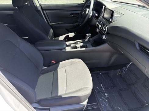 Used 2025 Nissan Sentra S FWD image 14