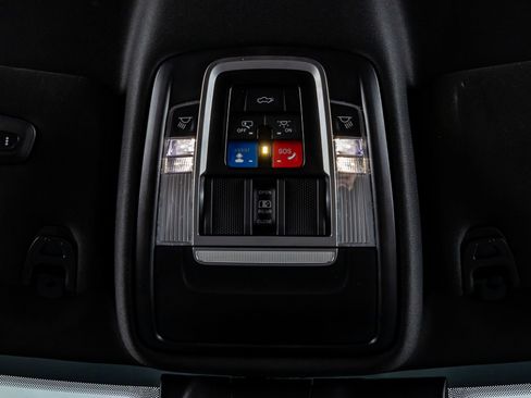 Used 2024 RAM 2500 Limited image 28