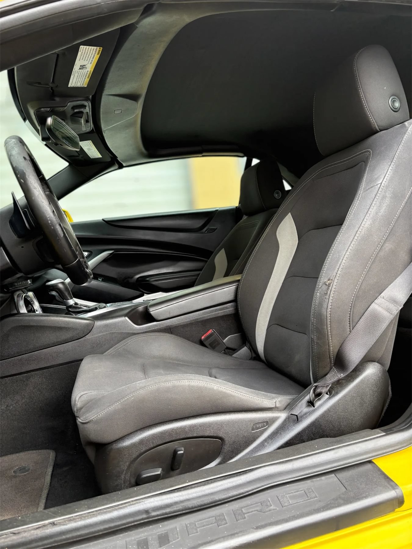 Used 2017 Chevrolet Camaro LT RWD image 6