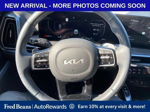 Used 2025 Kia Sorento SX Prestige AWD/4WD image 13