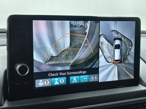 Certified 2025 Honda Pilot Black Edition image 26