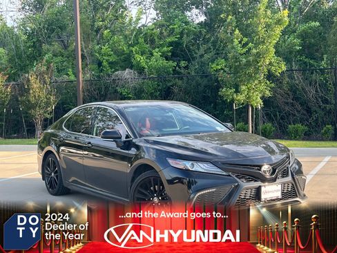 Used 2024 Toyota Camry XSE FWD image 1