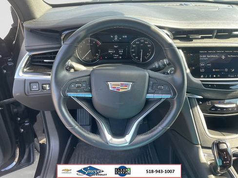 Used 2024 Cadillac XT6 Luxury AWD/4WD image 13