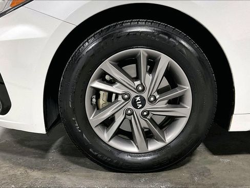 Used 2020 Kia Optima LX image 11