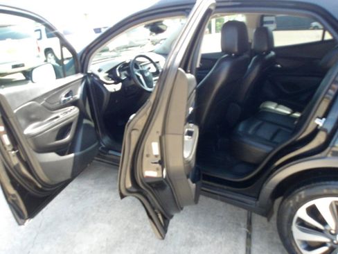 Used 2019 Buick Encore Essence FWD image 15