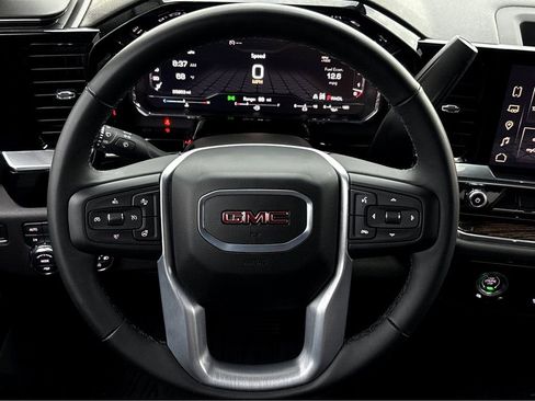 Used 2024 GMC Sierra 1500 Elevation AWD/4WD image 12