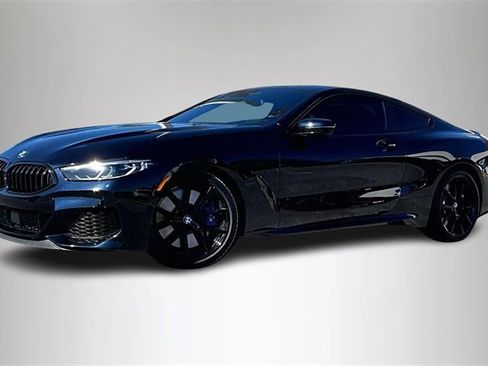 Used 2022 BMW M850i xDrive Coupe image 2