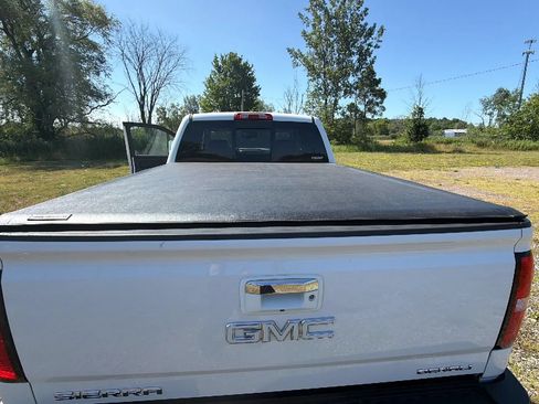 Used 2019 GMC Sierra 2500 Denali w/ Duramax Plus Package AWD/4WD image 21
