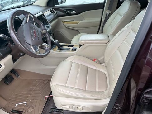 Used 2017 GMC Acadia Denali w/ Technology Package image 6