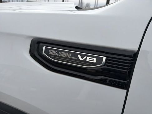 Used 2020 GMC Sierra 1500 Elevation w/ Elevation Value Package image 12