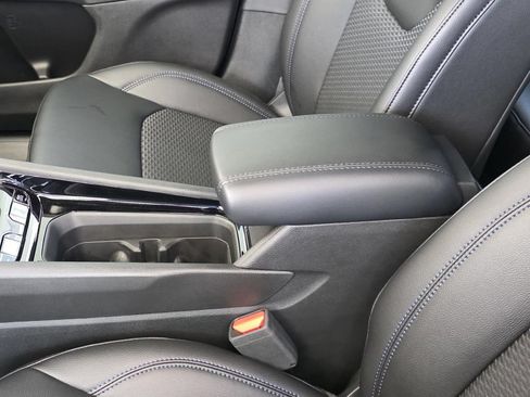 New 2026 Jeep Compass Latitude AWD/4WD image 8