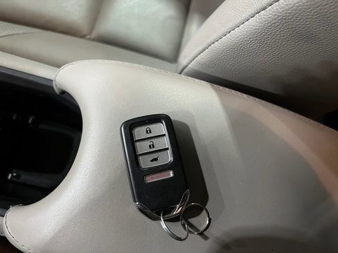 Used 2017 Honda HR-V EX-L image 43