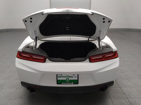 Used 2018 Chevrolet Camaro LT RWD image 29