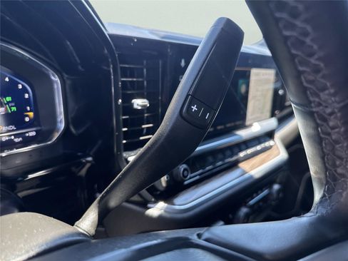Used 2025 Chevrolet Silverado 2500 LT AWD/4WD image 23