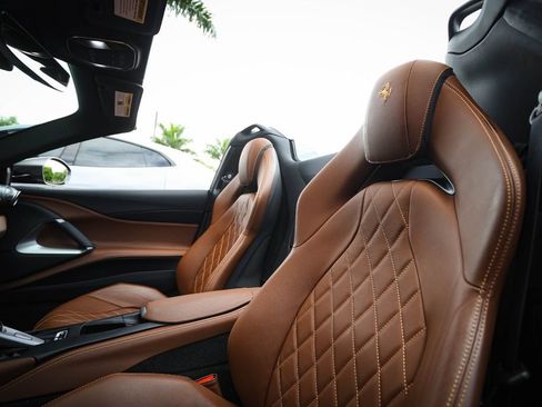 Certified 2022 Ferrari 812 GTS RWD image 41