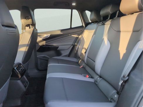 Used 2024 Volkswagen ID.4 Pro S image 35