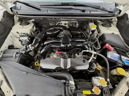 Used 2016 Subaru Crosstrek 2.0i Premium w/ Popular Package #2 image 28