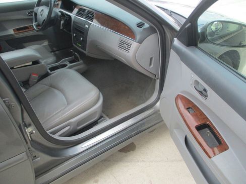 Used 2005 Buick LaCrosse CXL FWD image 20