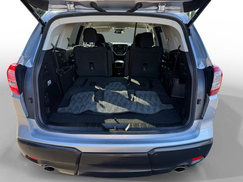 Certified 2024 Subaru Ascent Premium w/ Convenience Package image 17