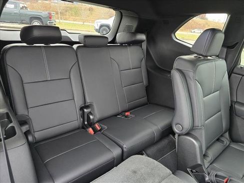 New 2026 GMC Acadia Elevation image 13