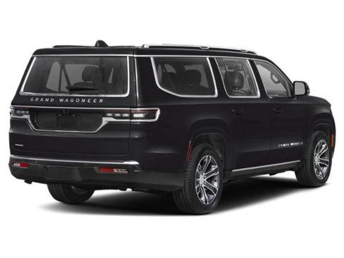 Used 2024 Jeep Grand Wagoneer L Series II w/ Quick Order Packagew 28T AWD/4WD image 5