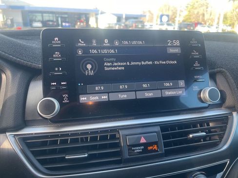 Used 2021 Honda Accord LX image 14