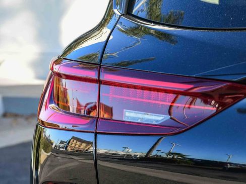 Certified 2025 INFINITI QX50 Sport AWD/4WD image 7