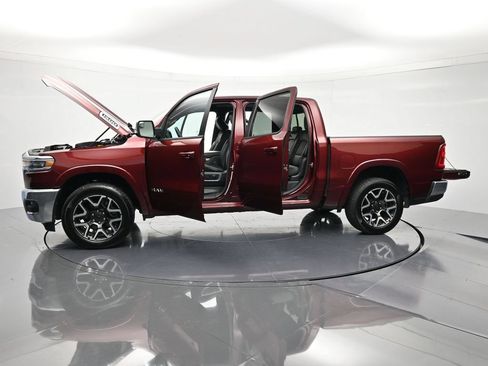 Used 2025 RAM 1500 Laramie AWD/4WD image 46
