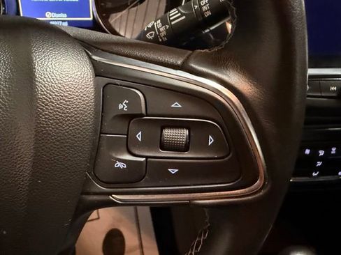 Used 2021 Buick Encore GX Select w/ Sport Touring Package image 32