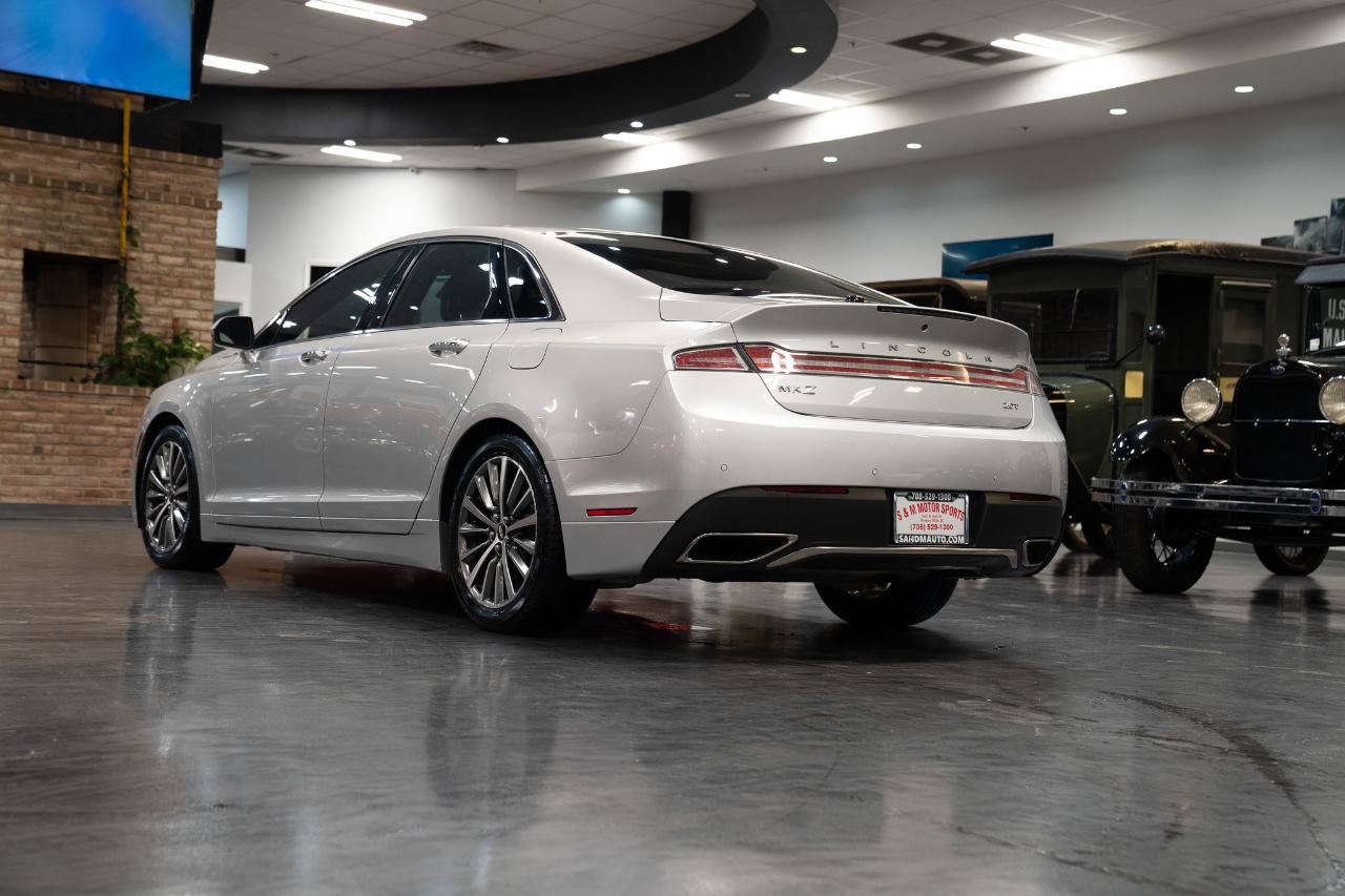 Used 2018 Lincoln MKZ Select w/ Select Plus Package FWD image 15